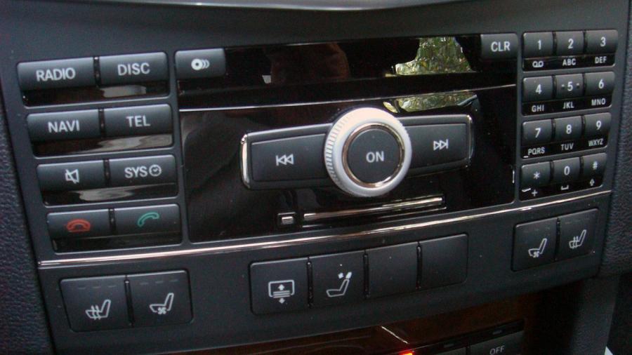  Mercedes-Benz E-Class 2010 года  (фото 73 из 128)